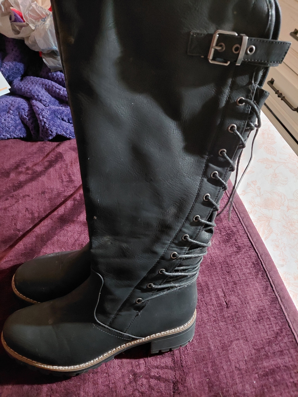 Global Win Black Knee High Lace Up Back Boots Size 10 Like New